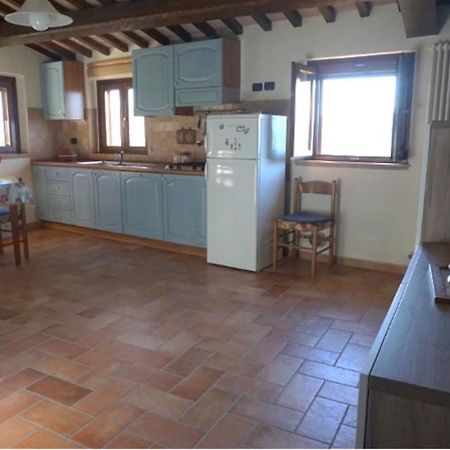 Villa Colferraio 23 Dove L'Accoglienza E Di Casa! Matelica Exterior foto