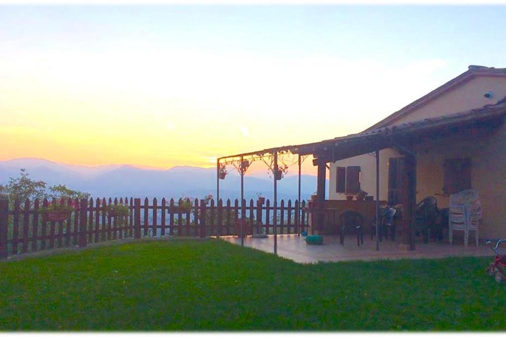 Villa Colferraio 23 Dove L'Accoglienza E Di Casa! Matelica Exterior foto